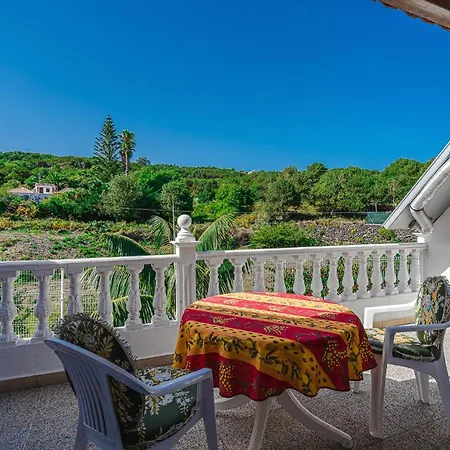 Villa Casa Laura 3 Villa *